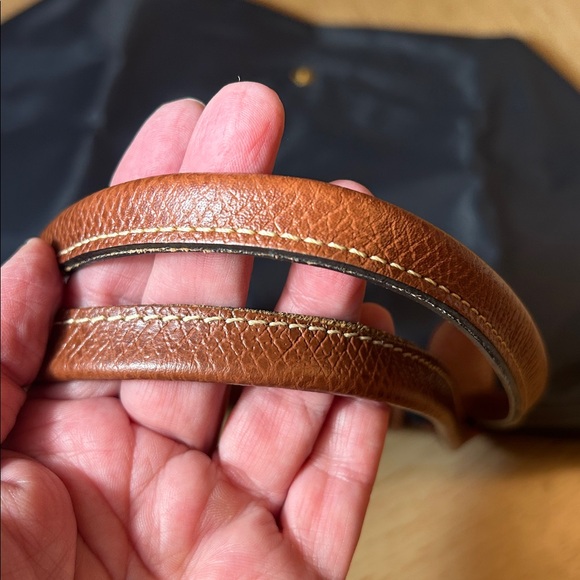 Longchamp Le Pliage Tote - Picture 5 of 9